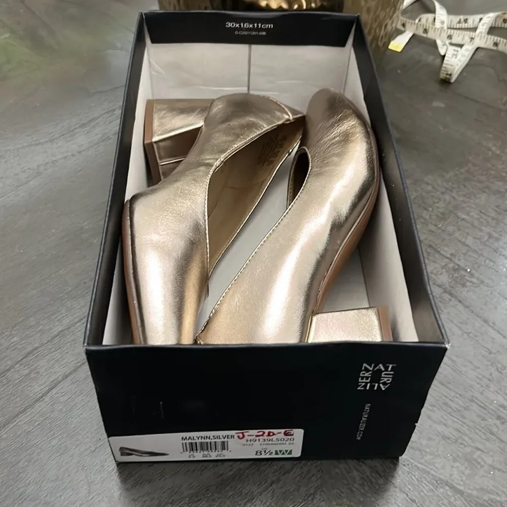 NATURALIZER Malynn Pumps Women's Shoes In Warm Silver (WIDE)